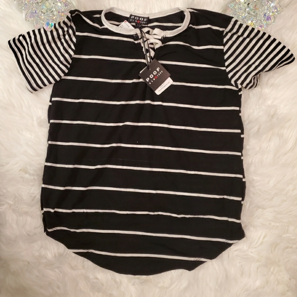 Juniors Short Sleeve Top